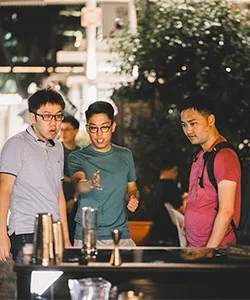 Cocktail Workshops Craft cocktails are best taught by an experienced veteran of the industry, one who has spent countless years behind the bar training new hires. Give us a call if you'd like to arrange a lesson where you and your team are helming the bar.